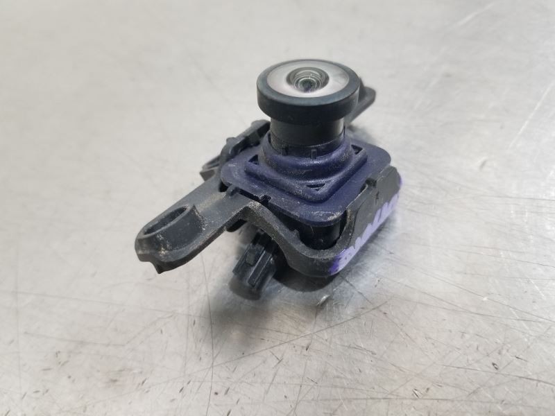 18 2018 CHRYSLER PACIFICA REAR VIEW CAMERA PROJECTOR