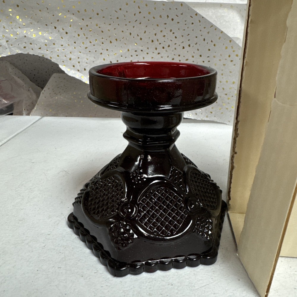 1876 Cape Cod Collection Avon Ruby Red Hurricane Candle in Box