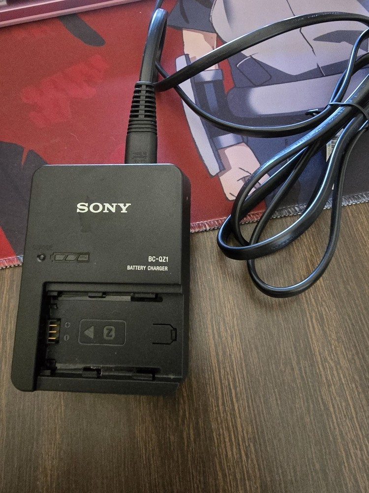 Sony ZV-1 II 21MP Vlogging Camera - White/Bundle