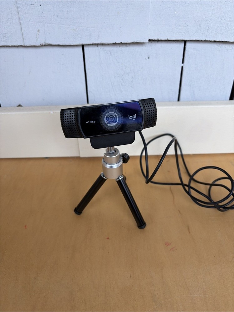 Logitech C920 HD Pro 1080p USB Webcam Black With Tripod