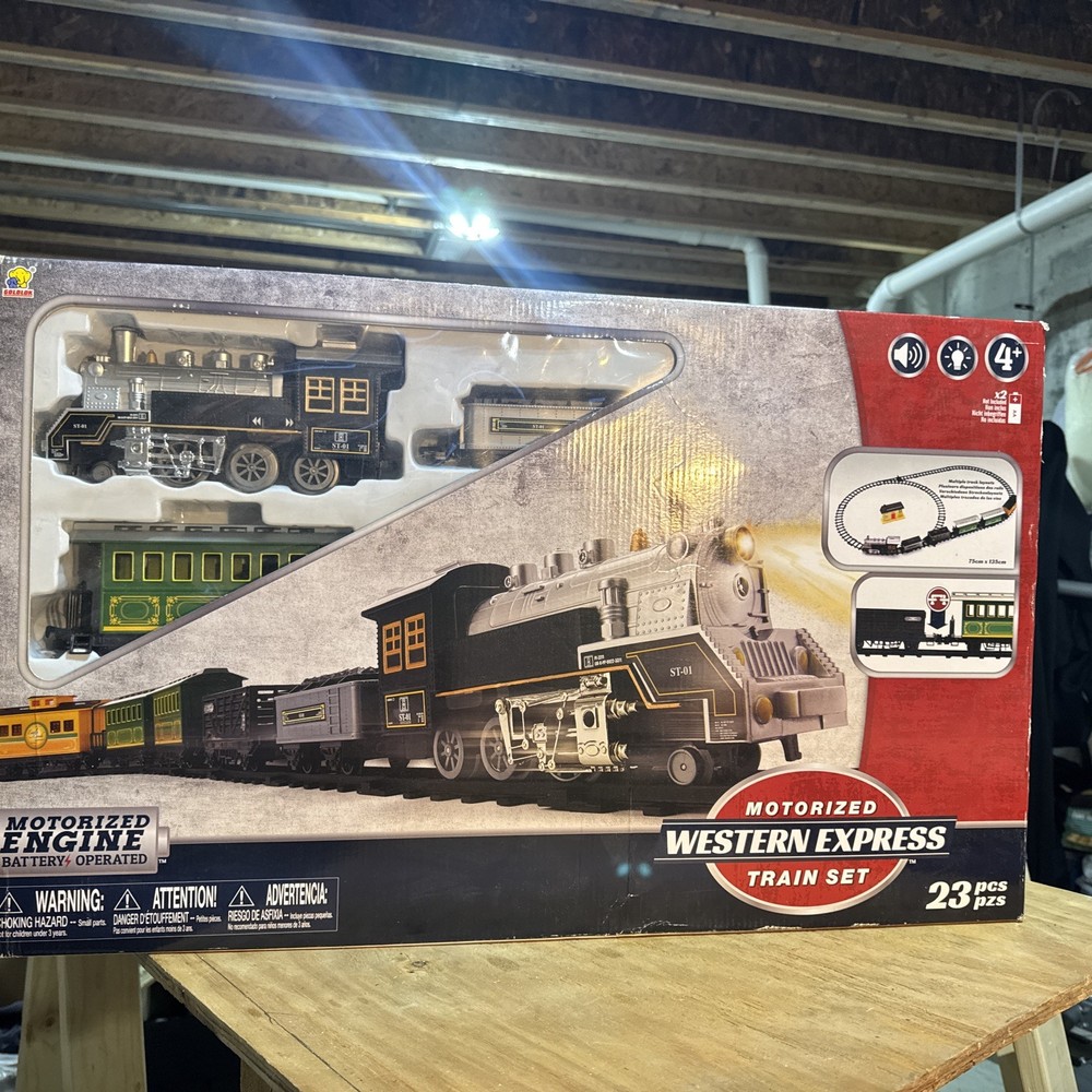 Western Express Motorized Train Set 23 Pieces New In Box