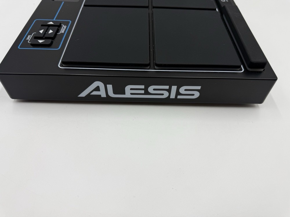 Alesis Sample Pad Pro 8-Pad Percussion and Sample Triggering Instrument