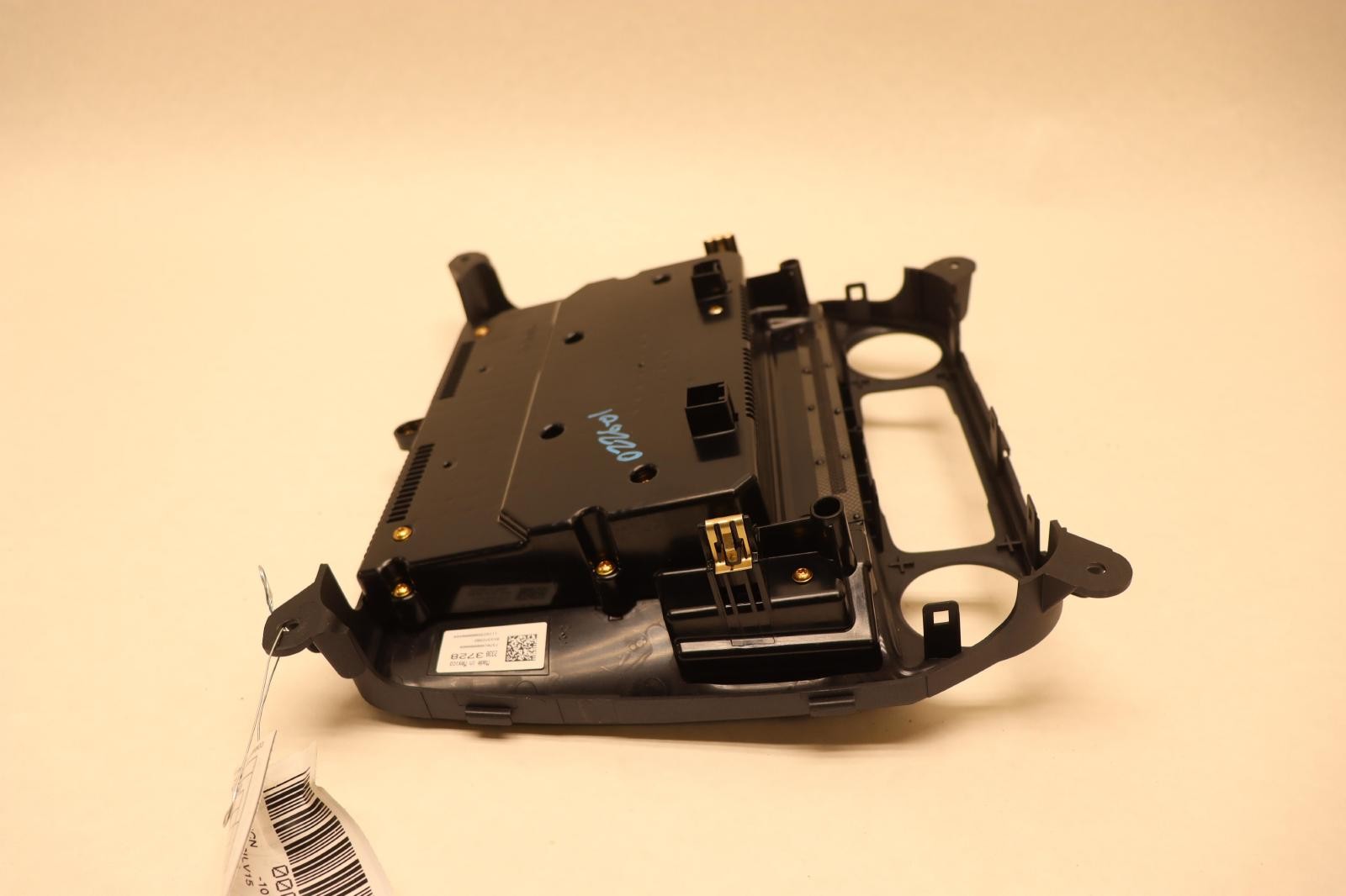 2015-2016 CHEVY SILVERADO 1500 DASH RADIO NAVIGATION DISPLAY SCREEN MONITOR OEM