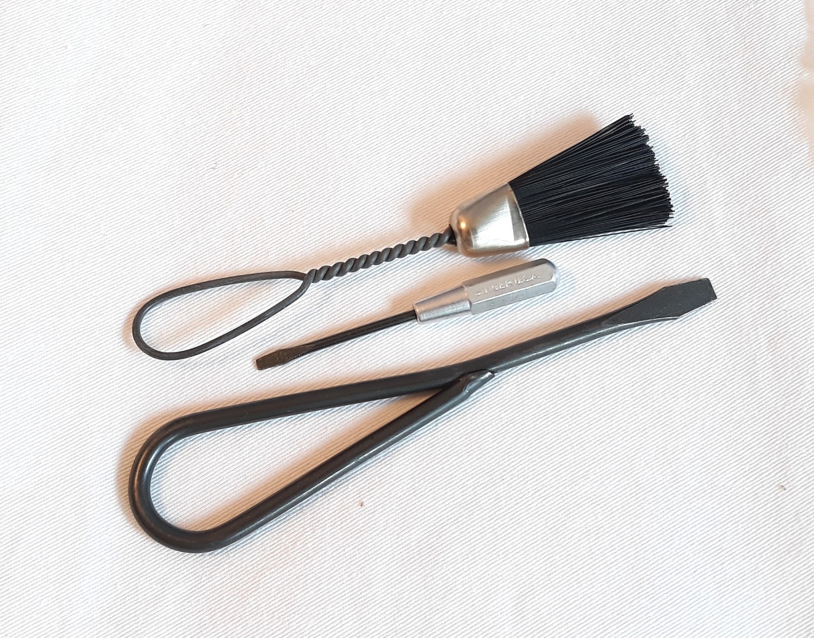 Singer Sewing Machine Cleaning Brush & 2 Screwdrivers 221 Featherweight 66 99 15