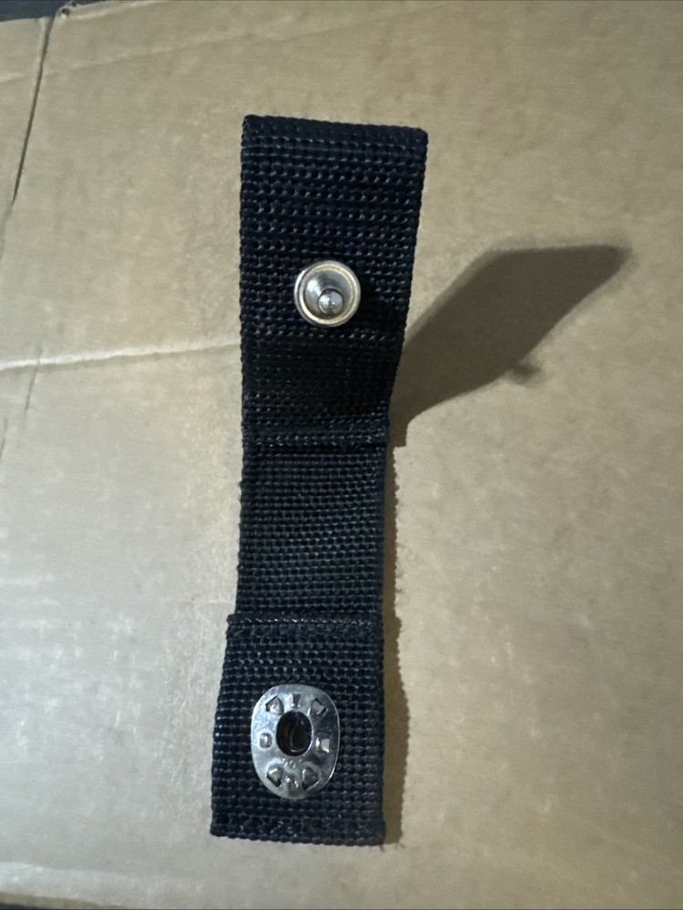 Nylon Handcuff Holder