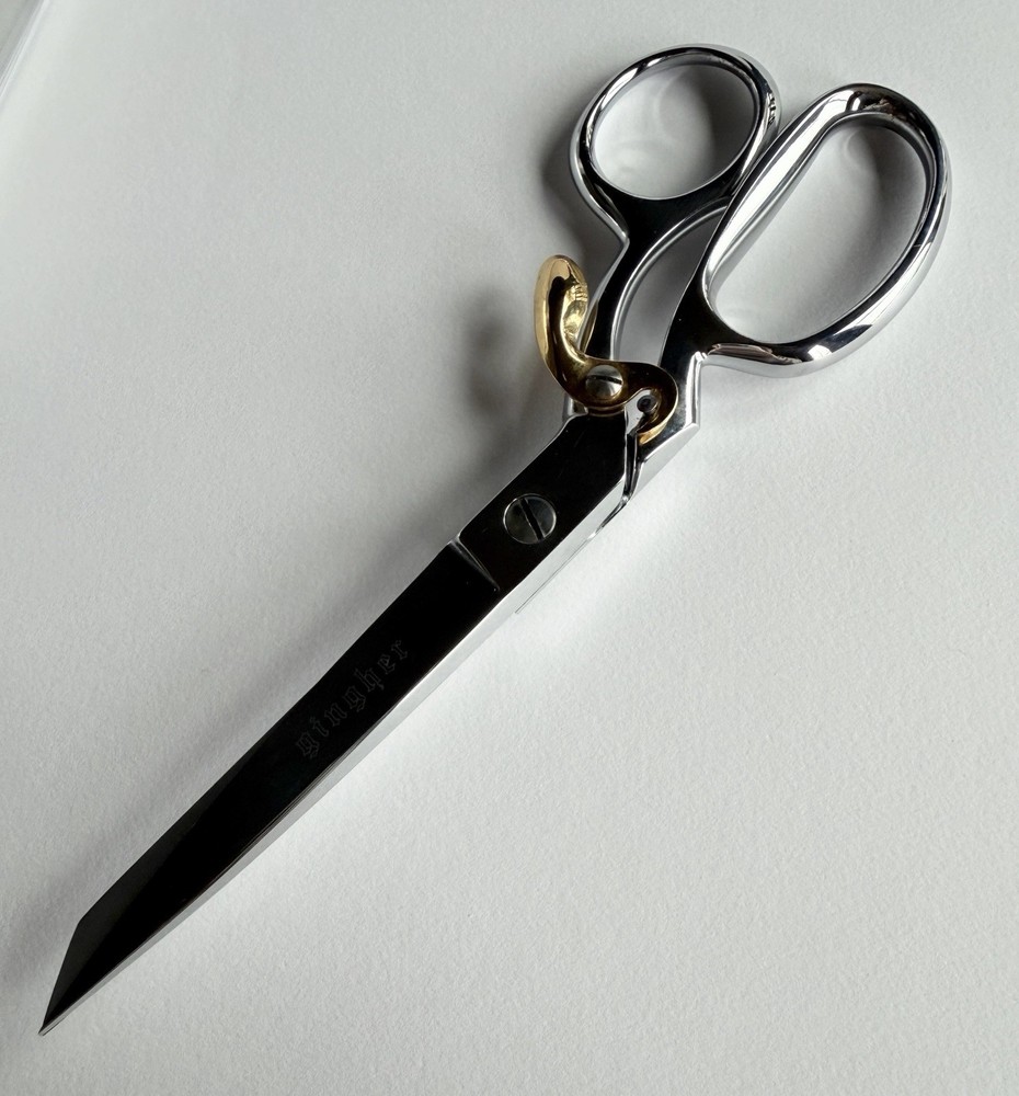 Gingher Scissors 8” Spring-Action Dressmakers Shears G-8SA