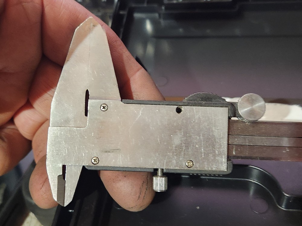 Cen-Tech 6”/ 150mm Digital Caliper with Hard Case