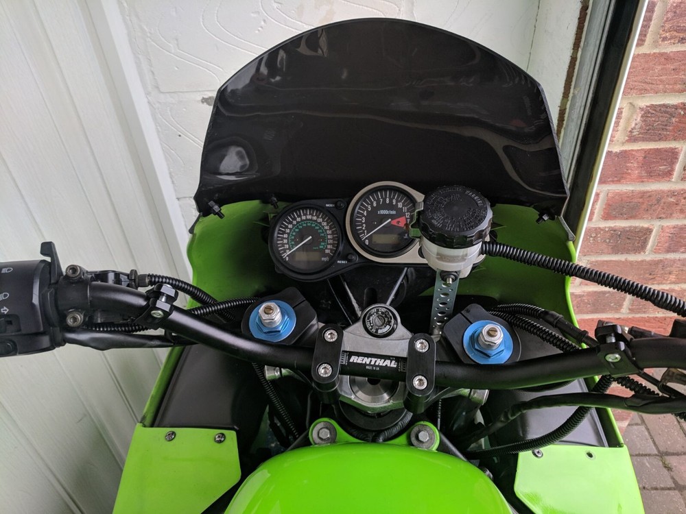 Street fighter handle bar riser conversion brackets for 43mm forks