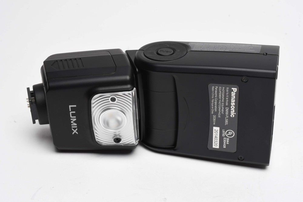 Panasonic Lumix DMW-FL580L Flash w/Diffuser, Filter & Pouch, Mint-