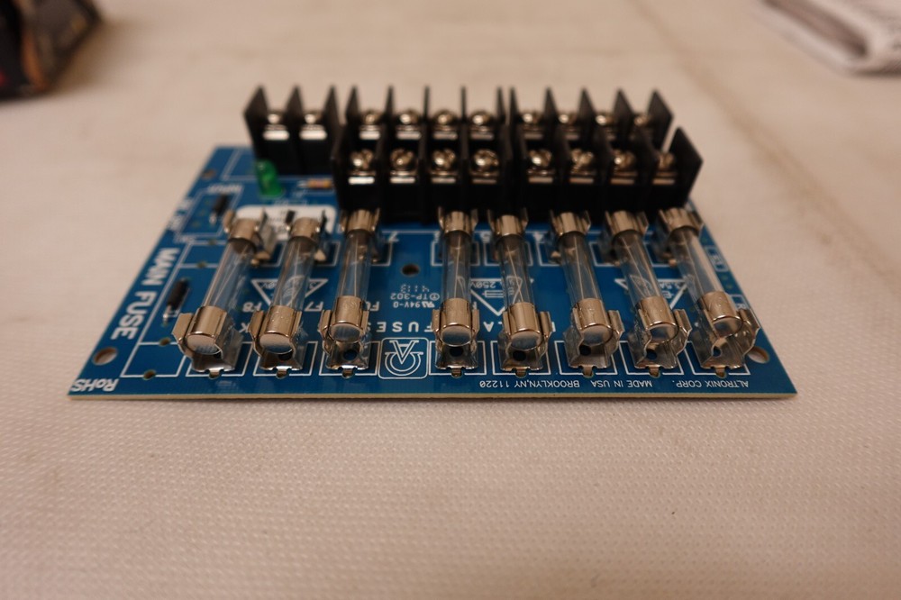 Altronix PD8UL UL Listed Sub-Assembly Power Distribution Module 8 PTC Outputs