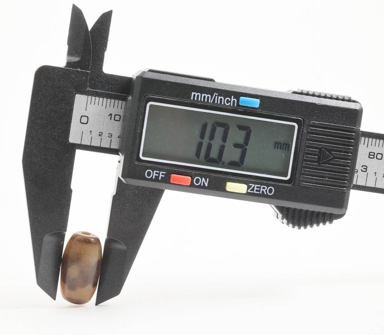 Tibetan 3 Eyes Dzi Bead Agate Amulet Antique Vintage hand made in Taiwan