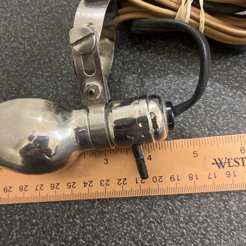 Vintage Sewing Machine CHROME Clamp - On Work Light Tested