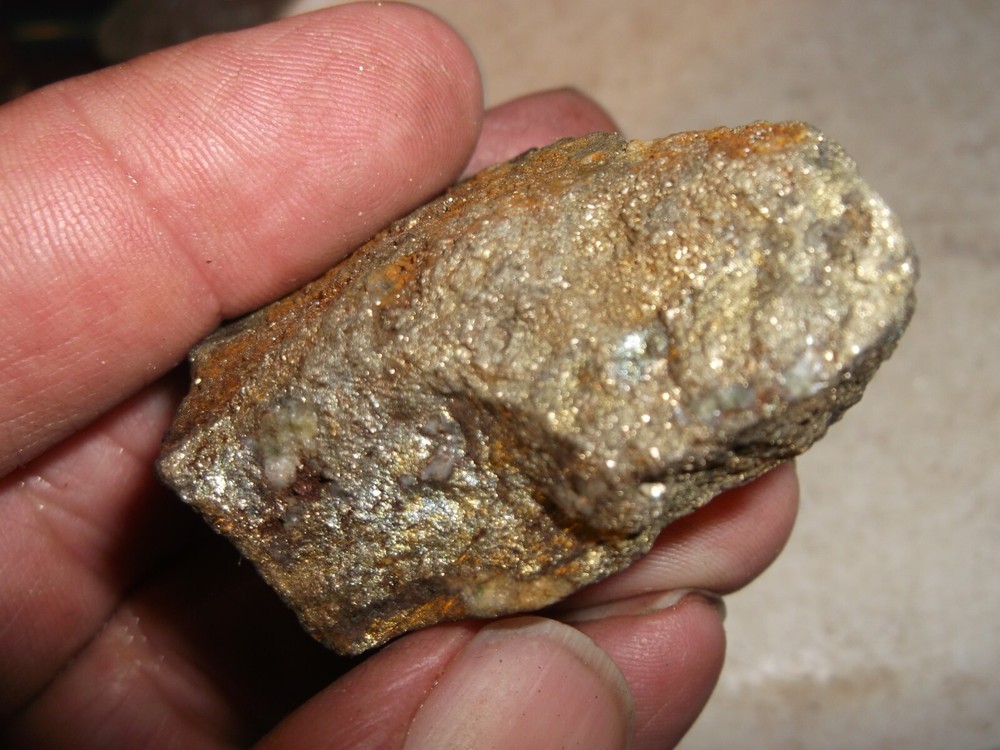 Gold, silver, copper, 75 grams samples ,ore high grade .