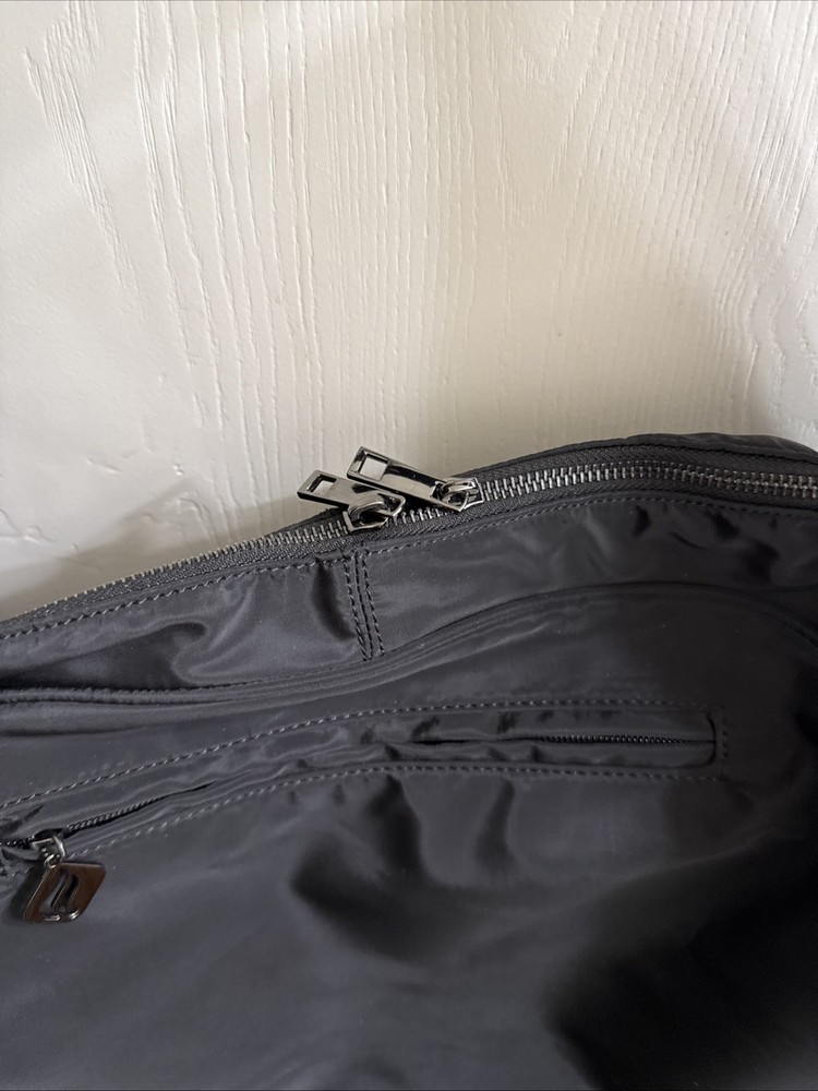 Fabletics gym bag over the shoulder black Gently Used