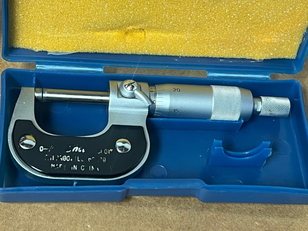 ENCO Model 605-01 Micrometer 0- 1" .0001" w/ Case Carbide tips