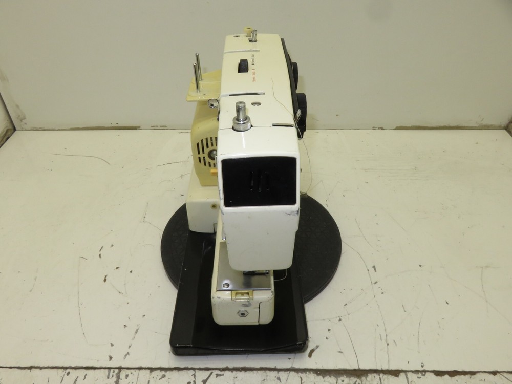 JCPenny 6940 Sewing Machine - Untested As-is