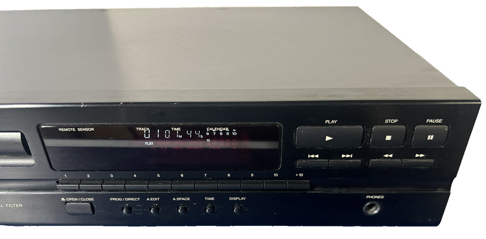 Denon DCD-615 CD Player - 20 Bit 8 Times Over Sampling Digital Filter TESTED!!