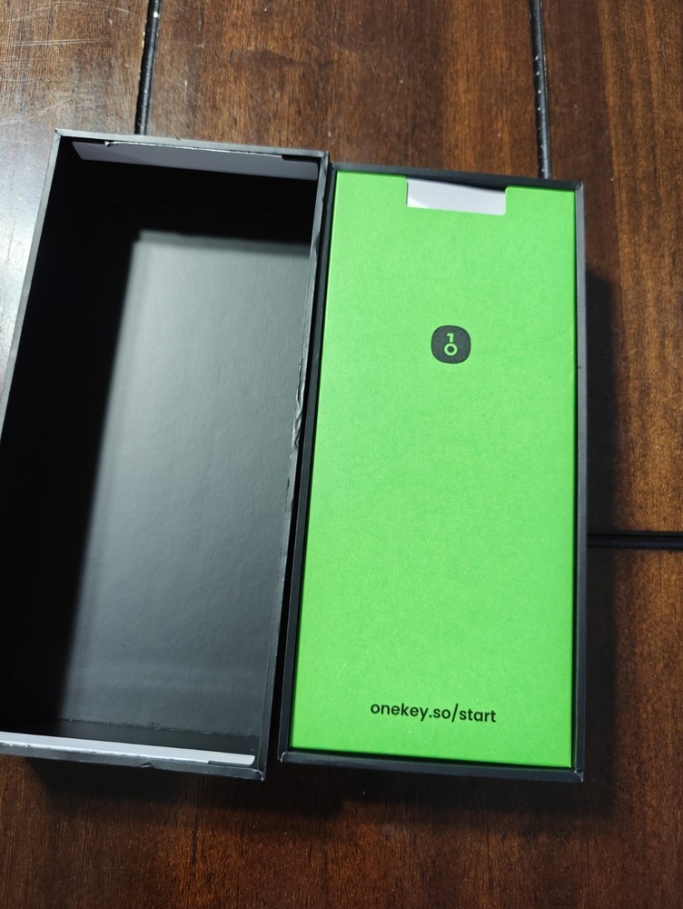 OneKey Classic 1S Crypto Hardware Wallet