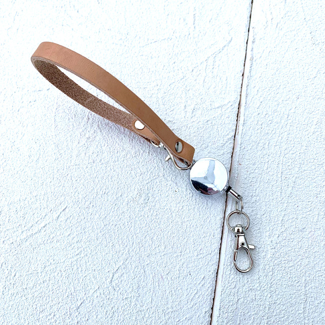 Genuine Cowhide Leather Retractable Reel Strap Key Holder (Normal)