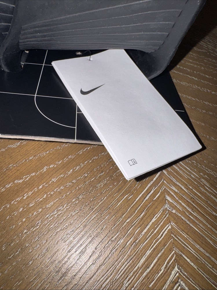 Nike Alpha Grip Lifting & training grips - Med NWT
