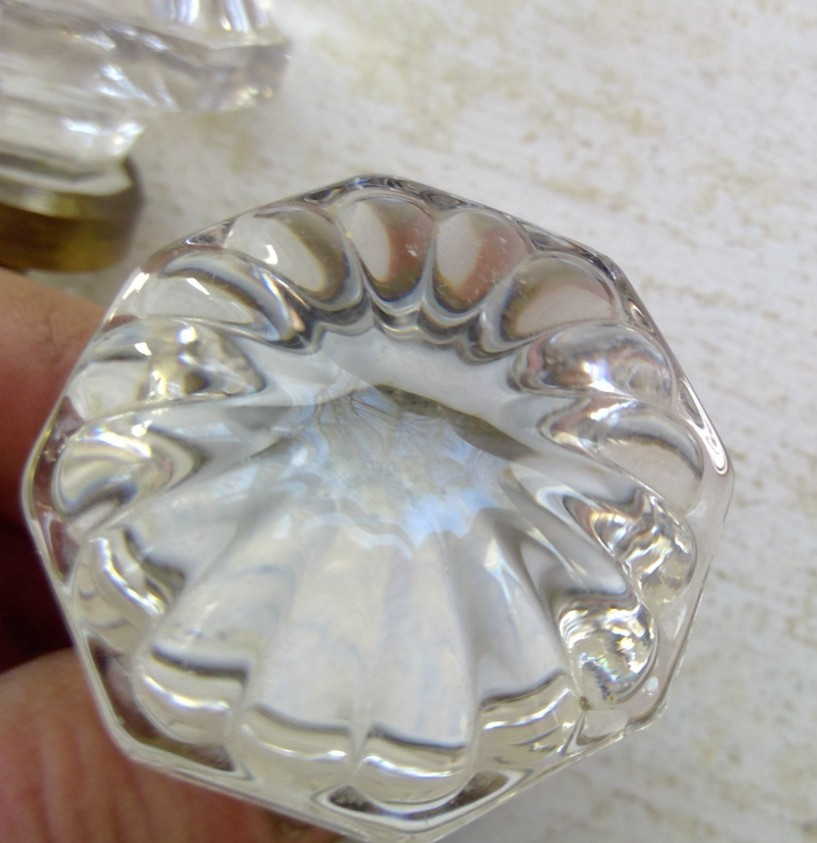 2 VINTAGE CLEAR GLASS OCTAGON 8-SIDED DRAWER PULLS KNOBS W/ BRASS SETTING NICE