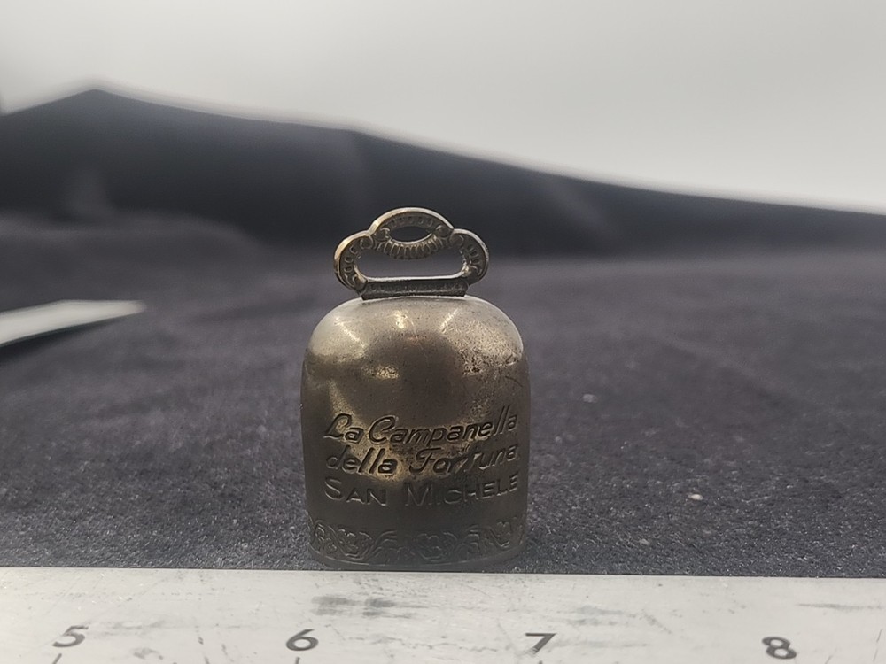 Vintage WWII Era St Michele Lucky Bell Capri Brevet