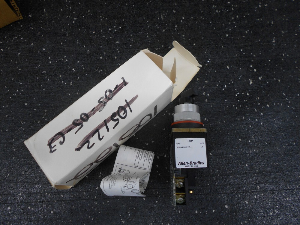 ALLEN BRADLEY 800MR-HH2BLAK SMALL ROUND SELECTOR SWITCH UNIT SER C