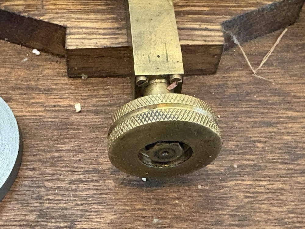 vintage deadweight tester