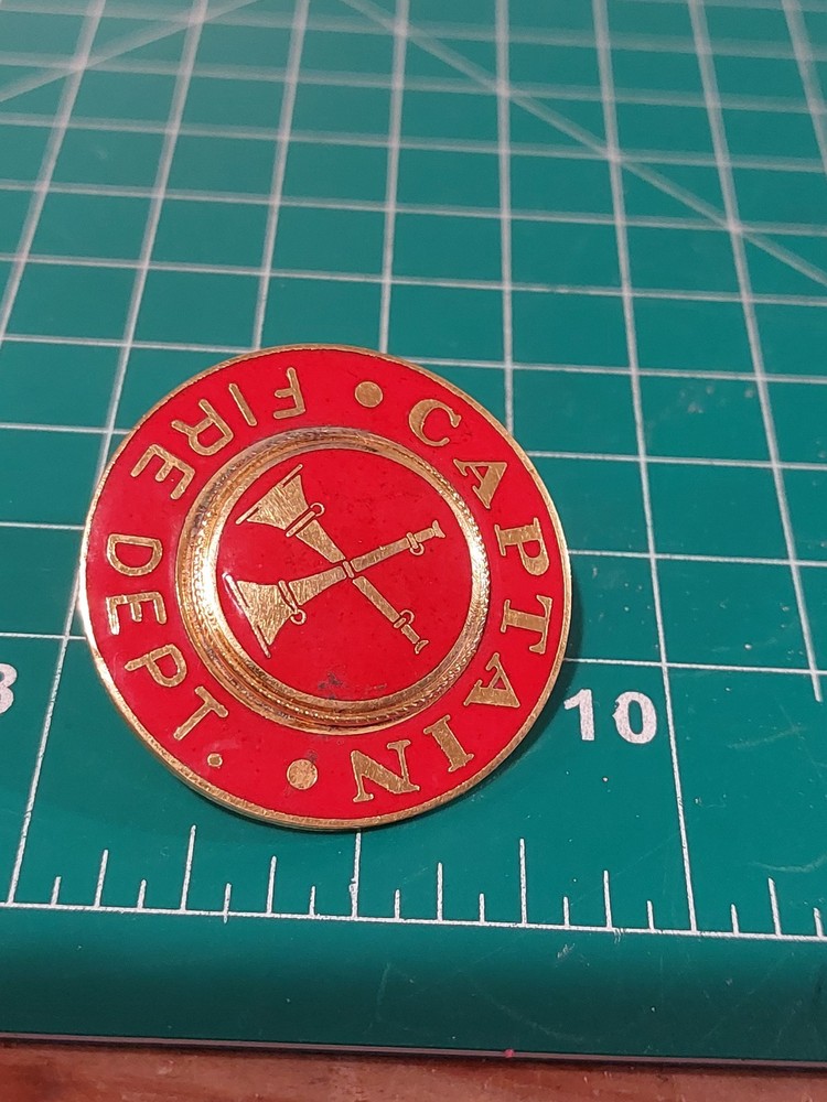 Fire Dept. Captain Hat Badge Pin Screwback Round Red Gold