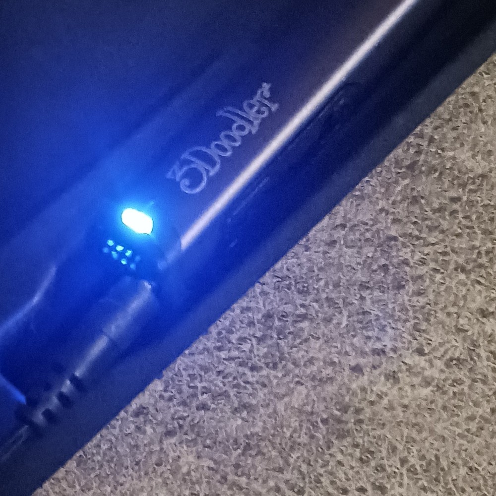 3Doodler 2.0 3D Printing Pen Bundle Extras Untested 2 Pens Powers On READ