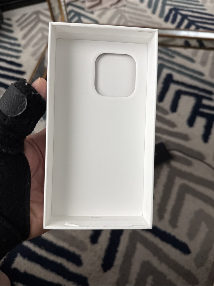 Apple iPhone 14 Pro 256 GB Silver Original Box Only