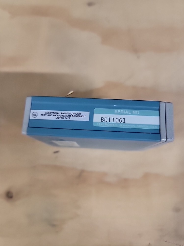 02 1-pcs Tektronix SD22 SD-22 12.5 GHz Sampling Head