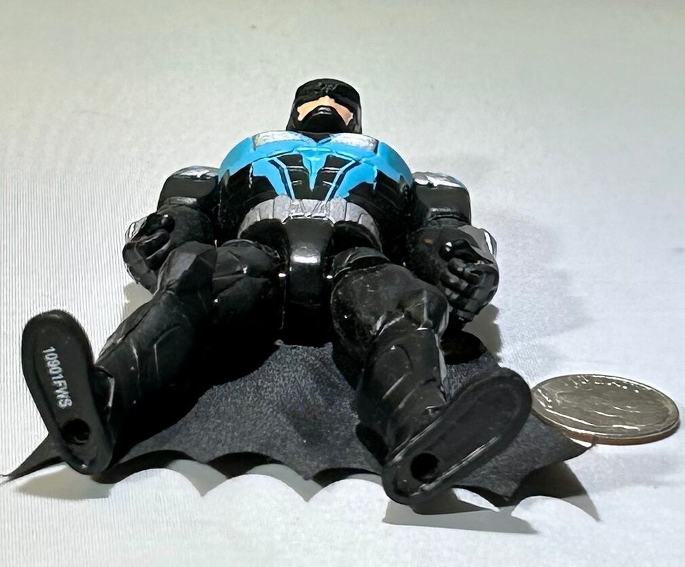 DC Comics Batman 4-inch Bat-Tech Batman Action Figure Light Blue & Black