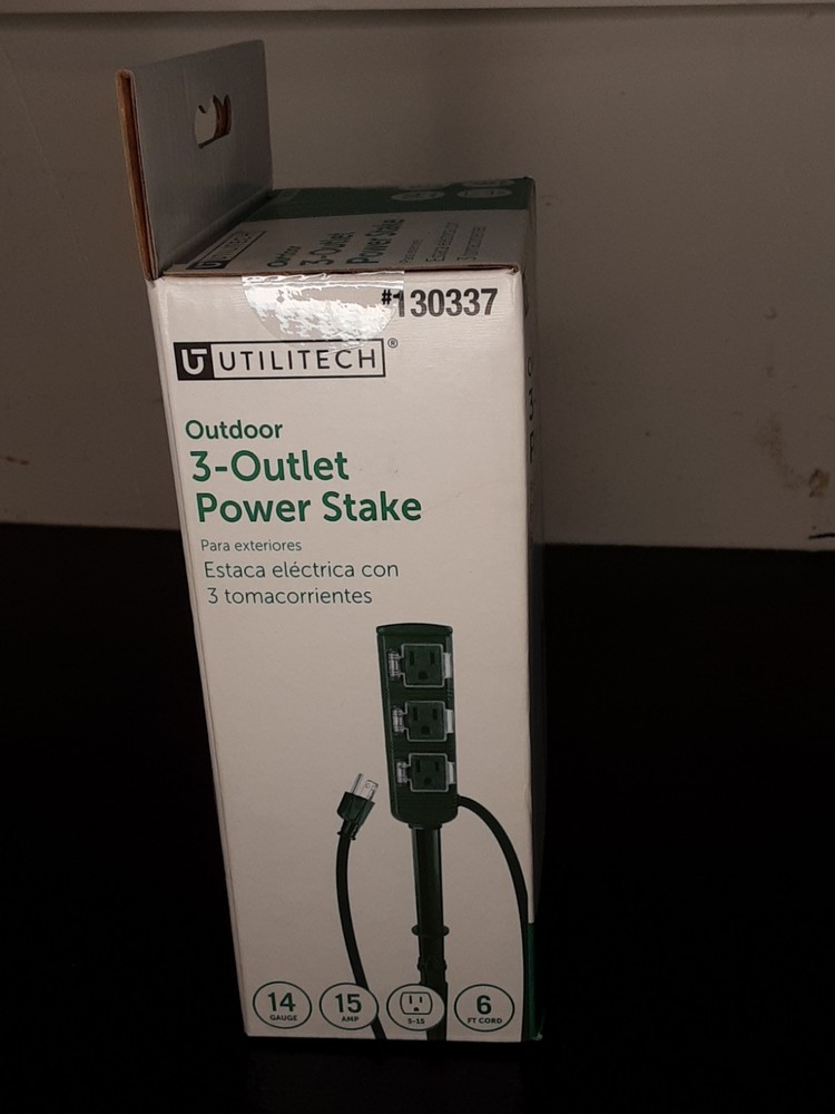 Utilitech Outdoor 3-Outlet Power Stake