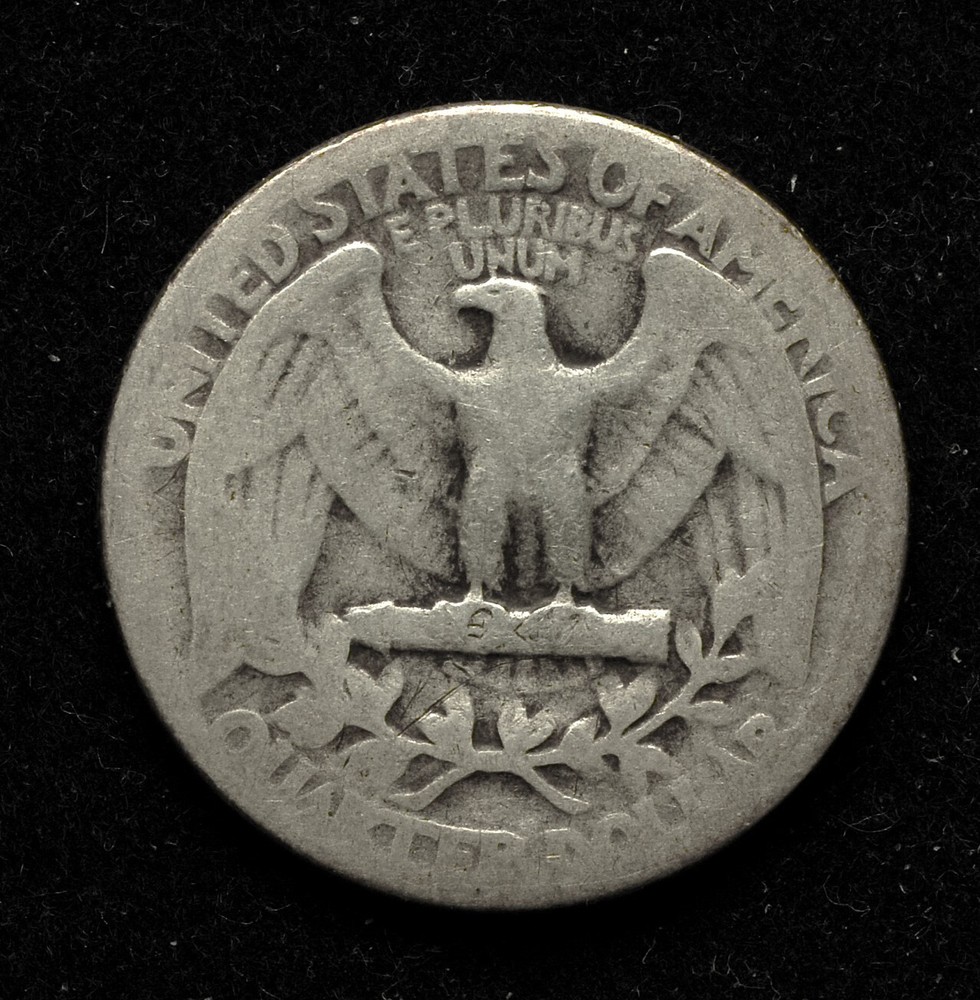 1943-P Washington Quarter - 90% silver, circulated