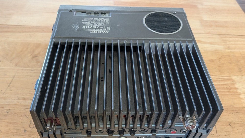 YAESU FT-757GX, Working , Nice transceiver