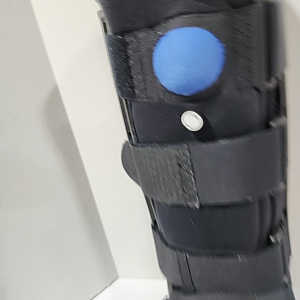 walking boot advantage elite orthopedics medium