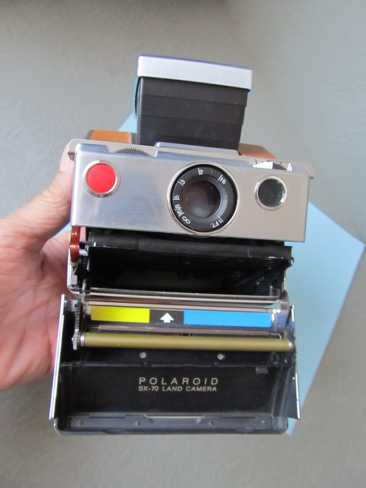 Polaroid SX-70 Instant Land Camera