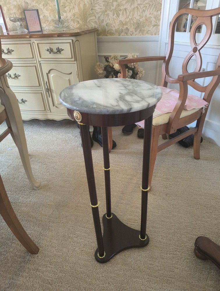 Marble Top Side Table made in Taiwan