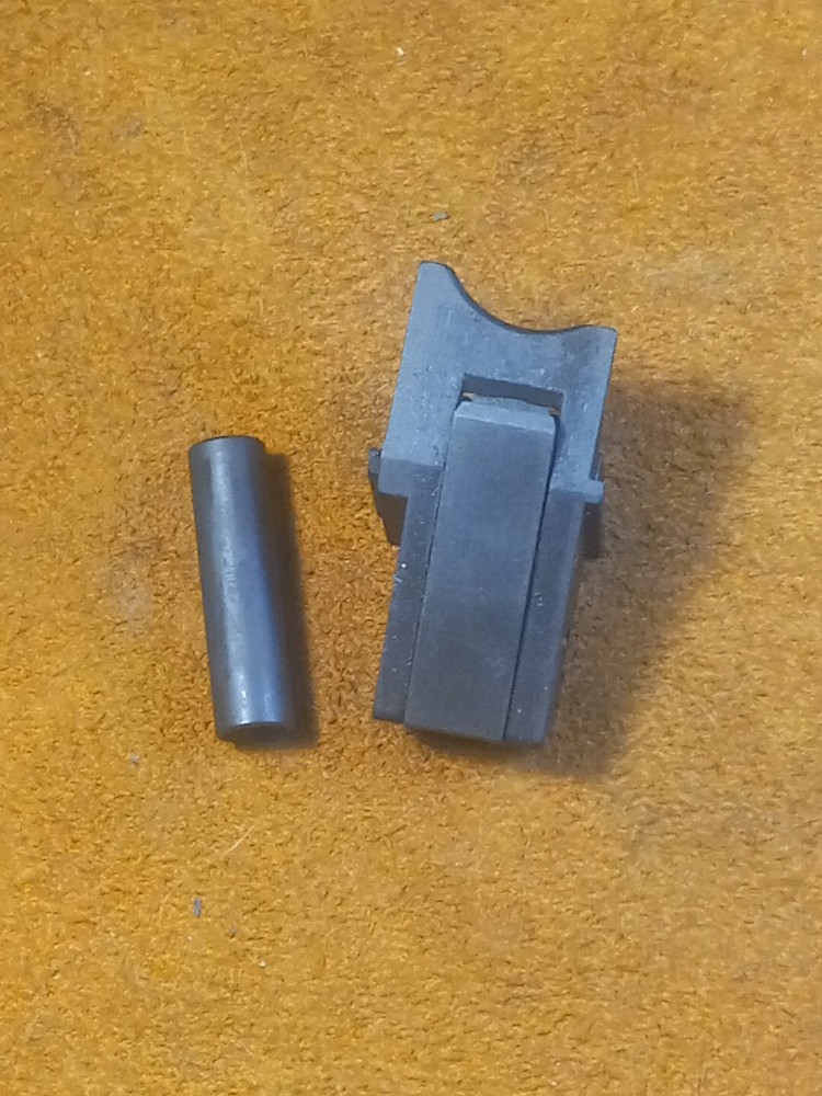 BM59 BM59E Front Magazine Catch
