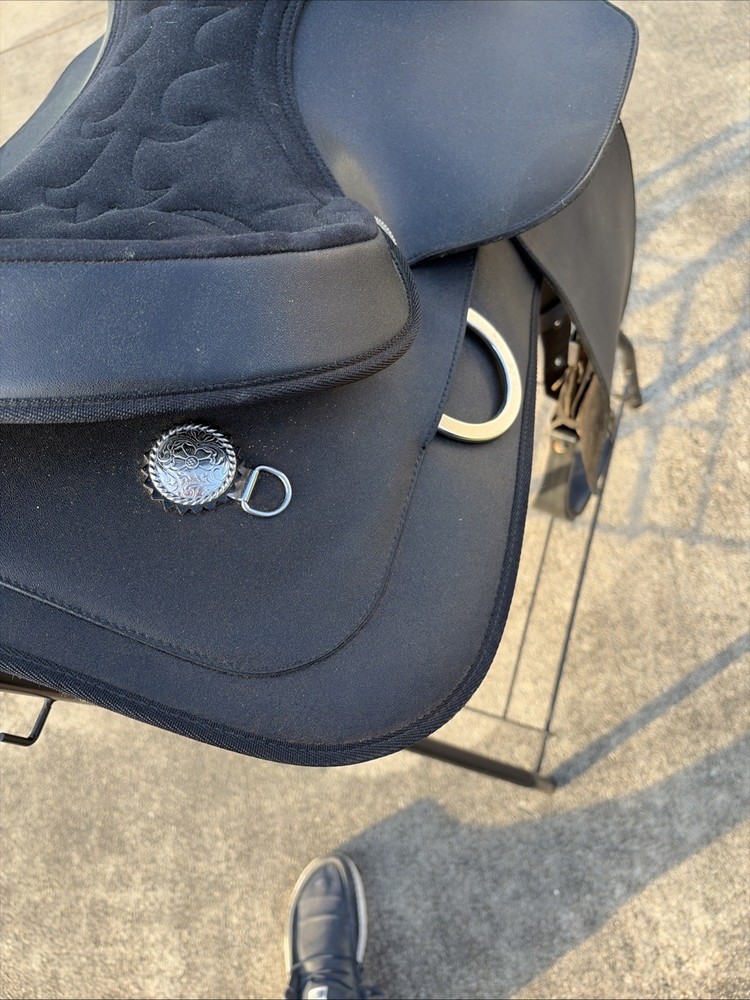 Wintec Saddle Black Seat