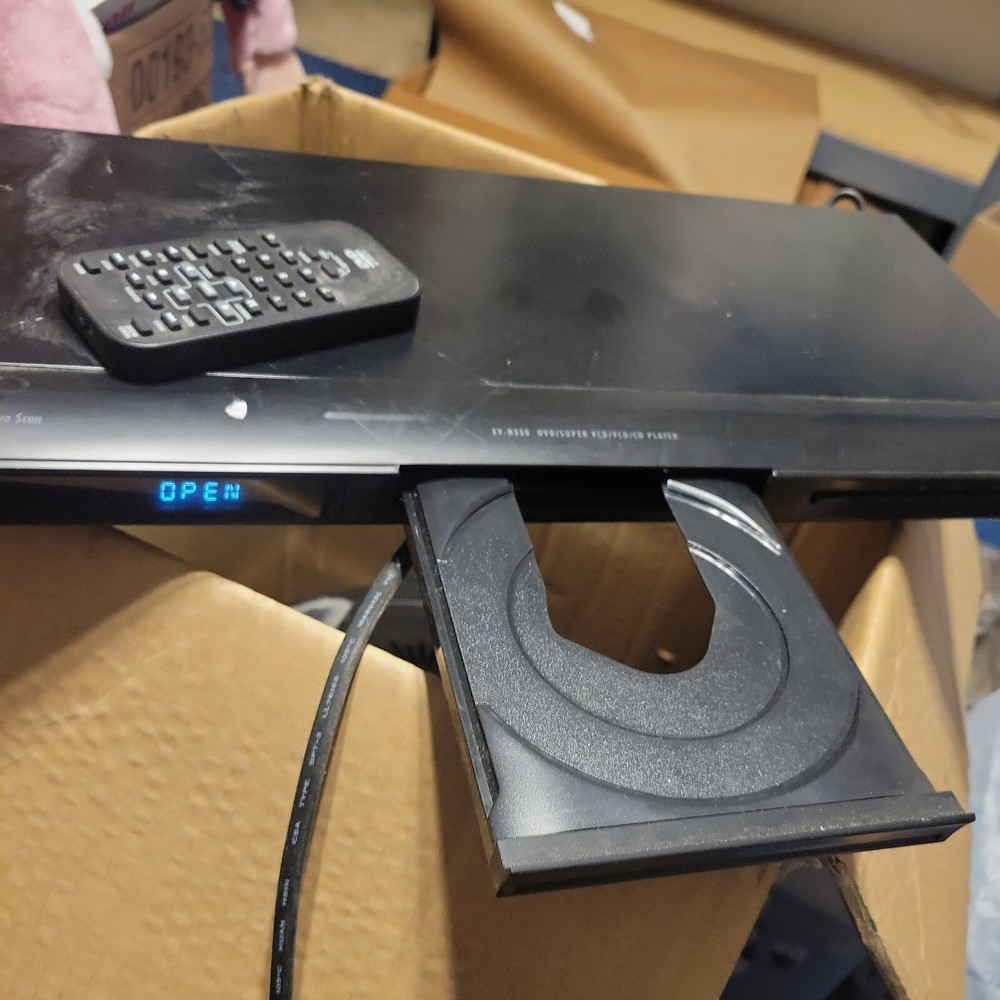 JVC XVN330B DVD Player