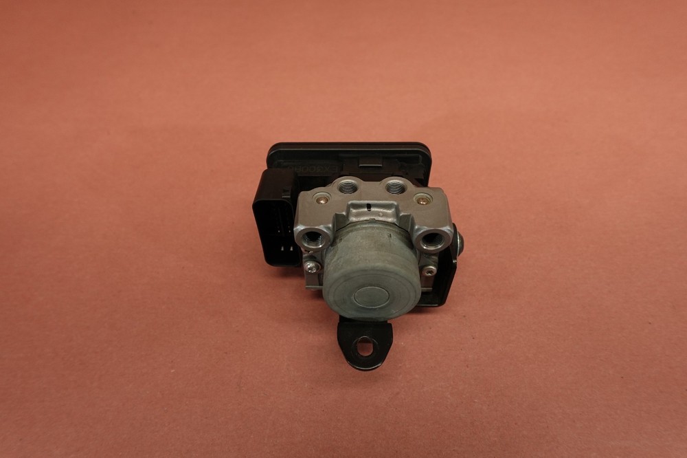 2013-2017 Kawasaki Ninja 300 EX300 ABS Pump Unit Module