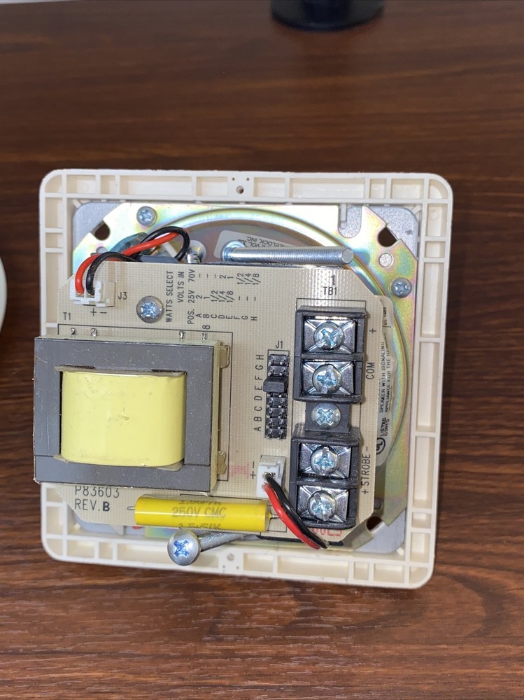 Cooper Wheelock E90-2430C Fire Alarm Speaker Strobe