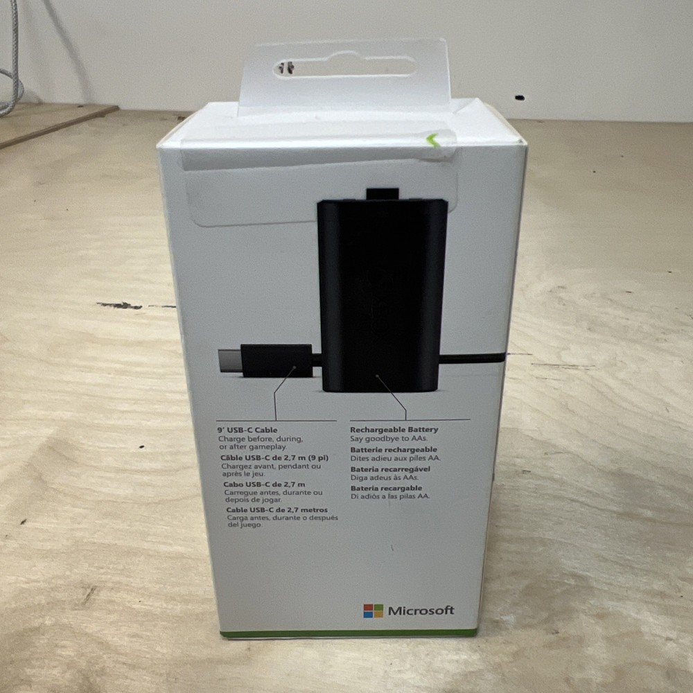 Microsoft Xbox Rechargeable Battery Xbox S X Controller W USB-C Charging Cable
