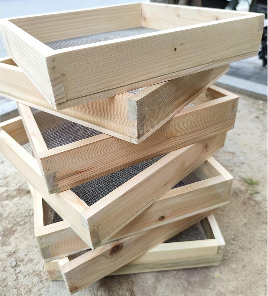 Cedar Garden Sifter - Multi-Purpose Soil Screen Hand Held for Compost, Dirt and