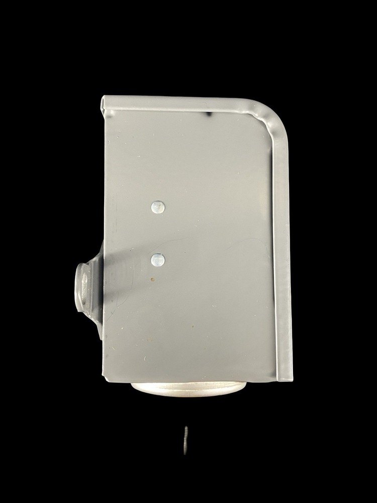 Possibly Honeywell Manual Reset Temperature Limit Switch