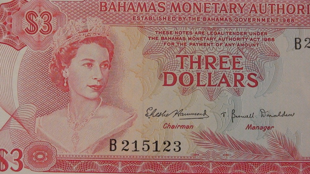1968 THREE DOLLARS BAHAMAS MONETARY AUTHORITY CRISP UNC Note $3.00 Bill!
