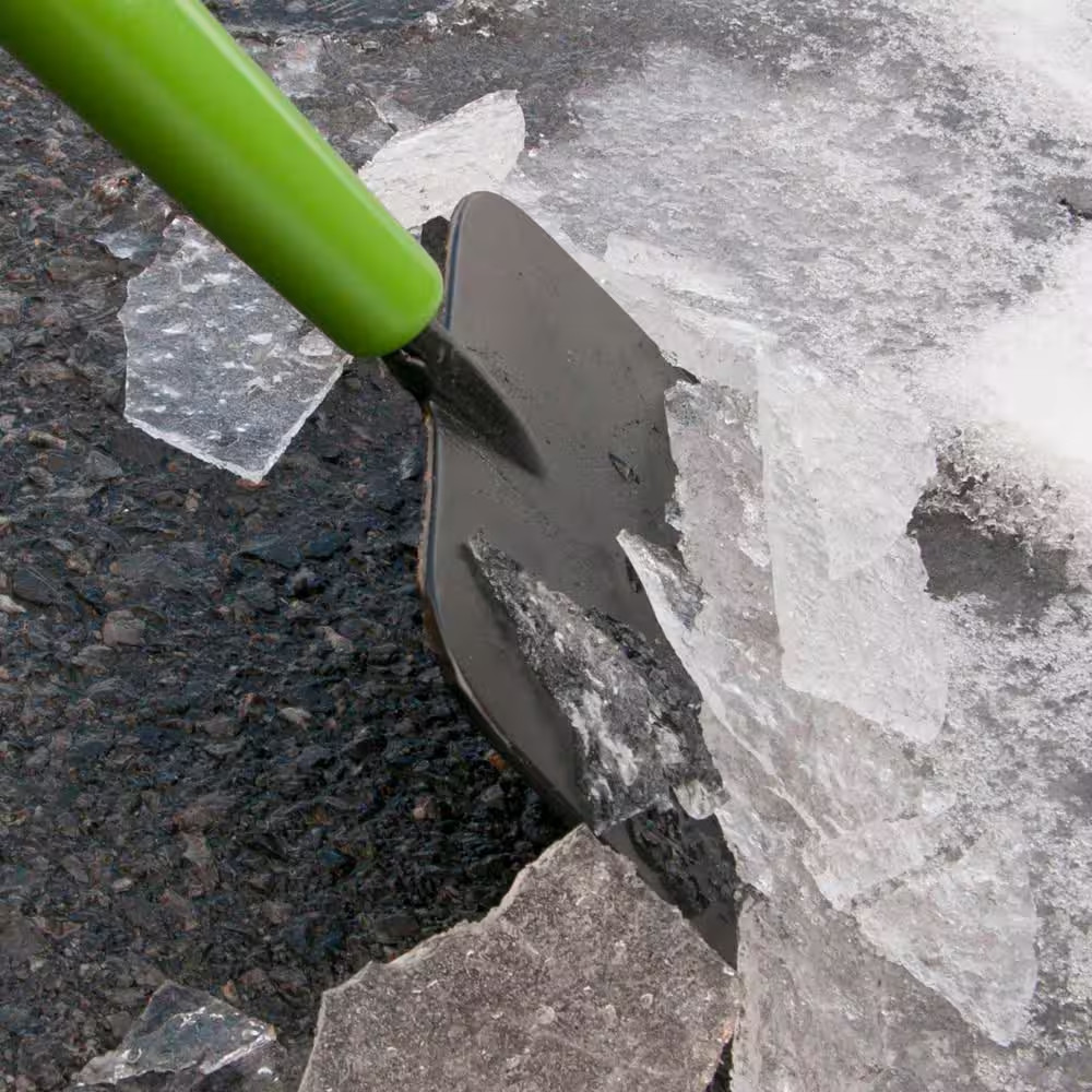 7 In. Forged Sidewalk Scraper