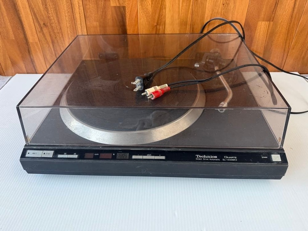 Junk Technics SL-1400MK2 Direct Drive Automatic Turntable Record Player